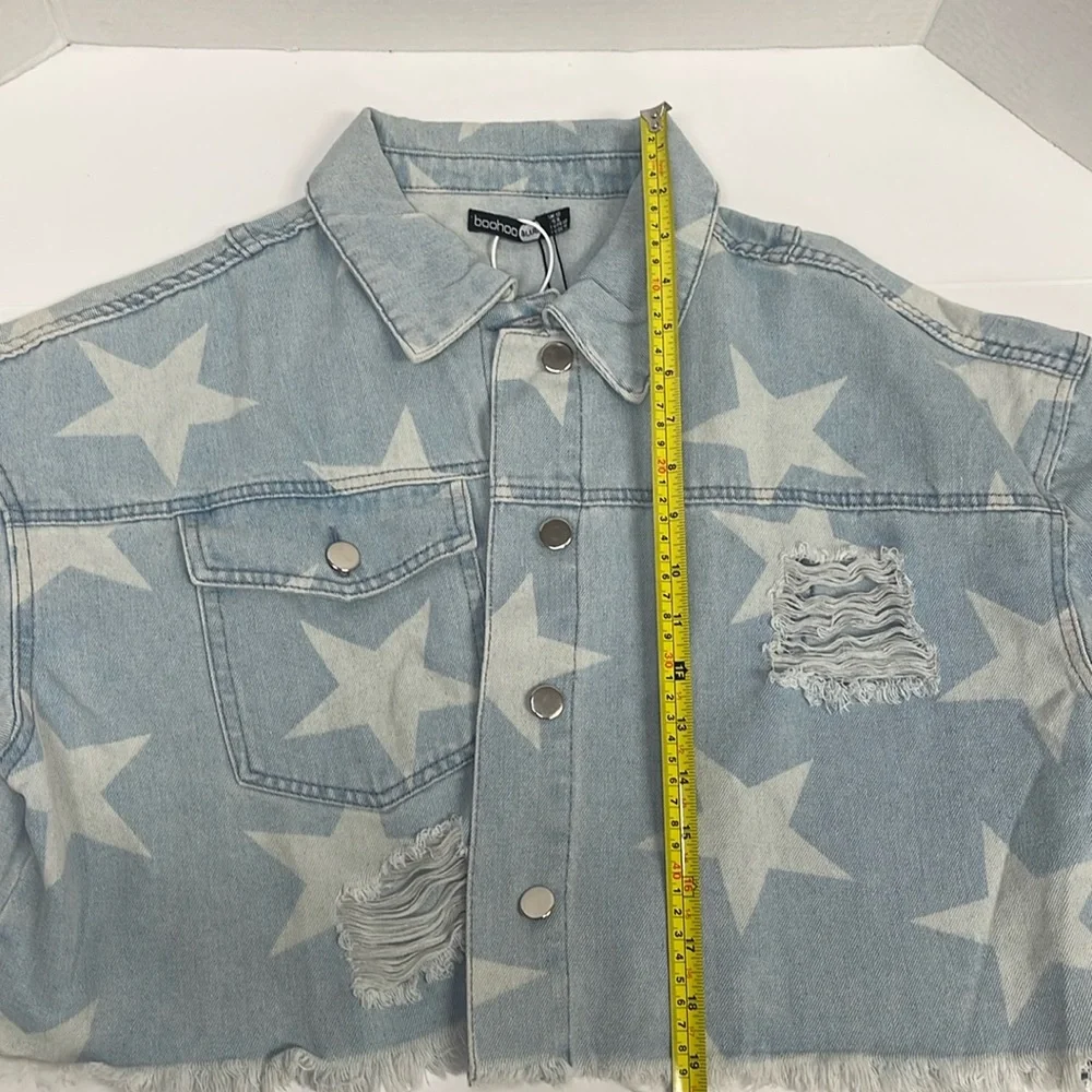 Boohoo FESTIVAL STAR PRINT RIPPED CROP DENIM JACKET - Picture 8 of 8